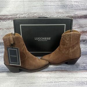 NWT Lucchese Avie Dusty Brown Suede Studded Side Zip Ankle Boots, Women’s 7.5